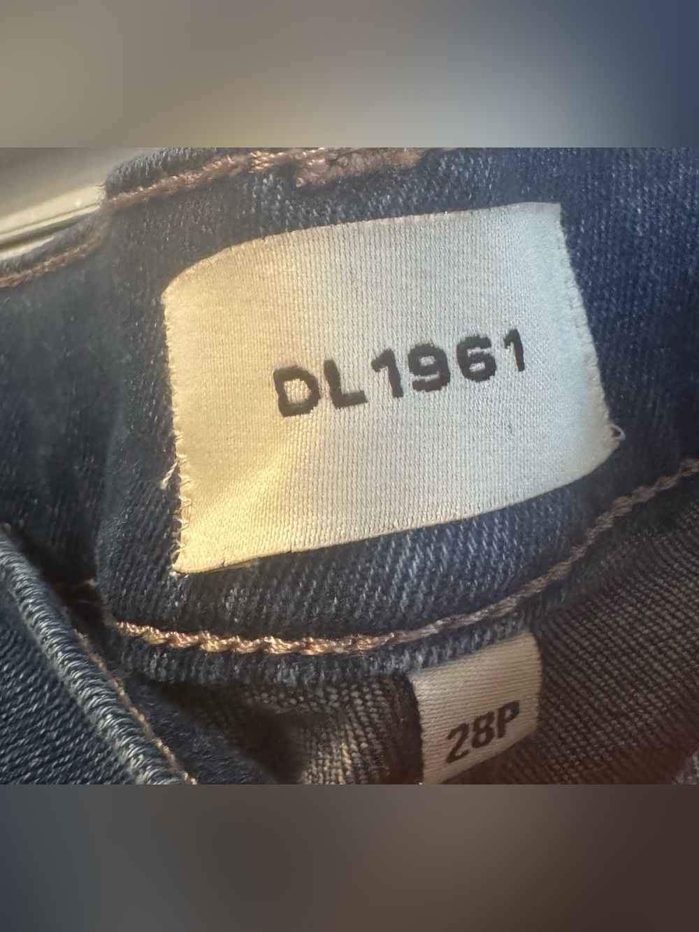 DL1961 Medium Wash Bridget Boot High-Rise Jeans - Size 28P - Picture 3 of 6